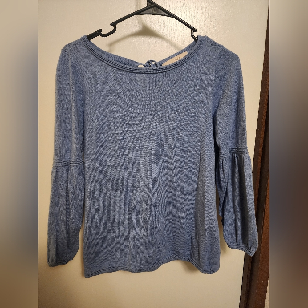 The Loft Flowing Top Size Small Tie Back